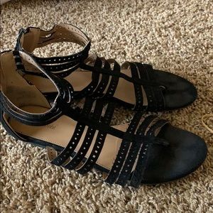 Black sandles. Size 9. Lightly worn
